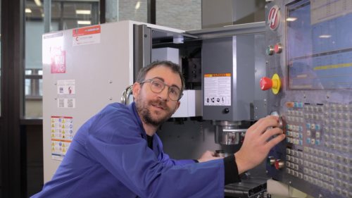 Video Lengtebepaling van gereedschappen bij een CNC-machine - Techniek 2de graad